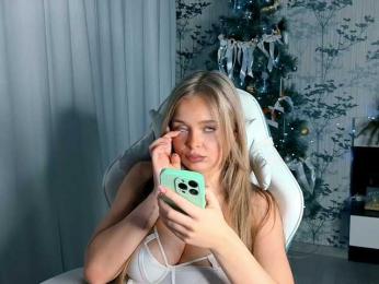 _Fraerok_ webcam model stream image