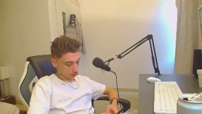 KrewRock webcam cam4 model stream image