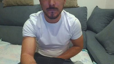 Pinaro35 webcam model stream image