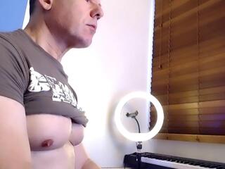 Tom Fox webcam model stream image