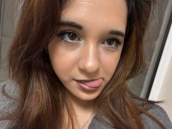 DarbyHineman webcam model stream image