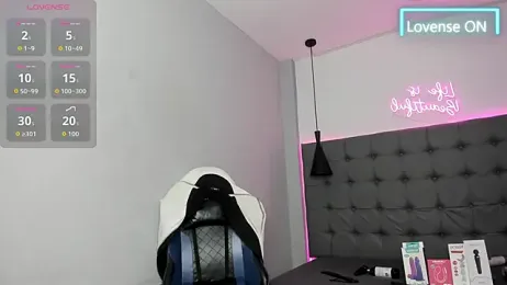 scarletcherry18 webcam model stream image