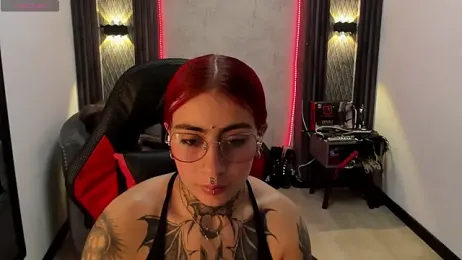 selene_red_ webcam stripchat model stream image