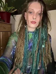 MenaDreadfull webcam model stream image