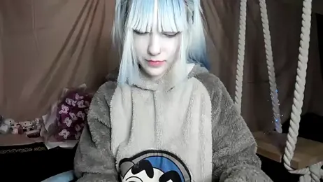 Yoonhee_Kiss webcam model stream image