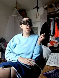 PearMaki webcam model stream image