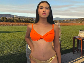 AnnieCarolina webcam model stream image