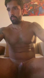 Alejo_caba24_Po webcam model stream image