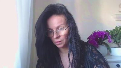 Helen_Wild webcam model stream image