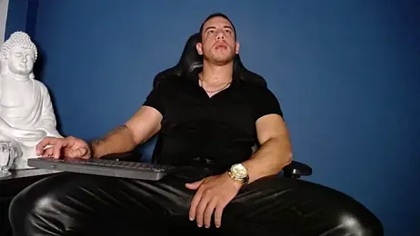 Maxxxpowerful webcam model stream image