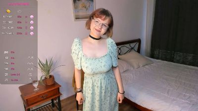 ElwynaEllender webcam model stream image