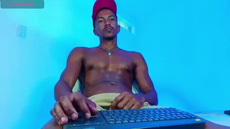 Itsmikenoir webcam stripchat model stream image