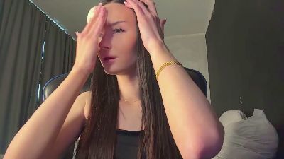 MarryAxthelm webcam model stream image