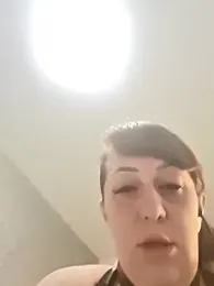 AvaSquirtMilf webcam stripchat model stream image