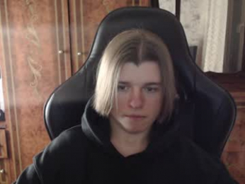maxplay18 webcam model stream image