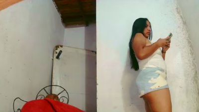 Freyja_SexPee webcam model stream image
