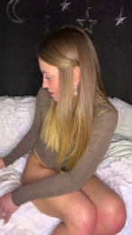 pleaseandtease webcam model stream image