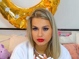 Nikki Alman webcam model stream image