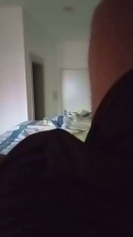 garguzja webcam model stream image