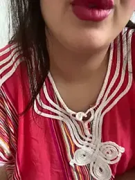 yassminsexy22 webcam stripchat model stream image