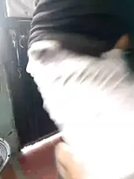 Bmwhot webcam model stream image