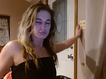 missymilf webcam model stream image