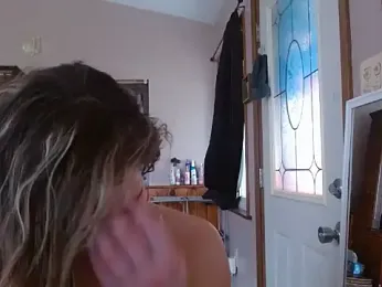 missymilf webcam model stream image