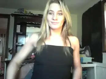 missymilf webcam model stream image