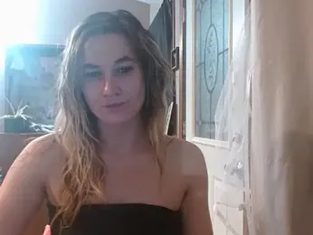 missymilf webcam model stream image