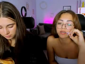 lixy_bloom webcam model stream image