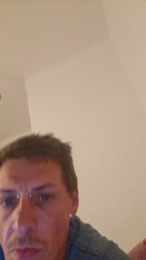 Eskalator198 webcam model stream image