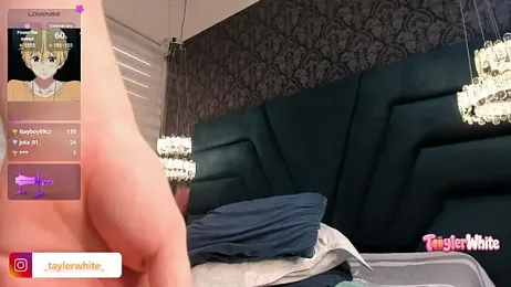 TaylerWhite webcam model stream image