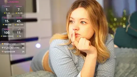 Milana15 webcam model stream image