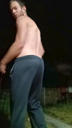 Clint561 webcam model stream image