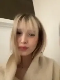 BellaSecrett webcam stripchat model stream image