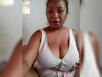 Ilounah webcam model stream image