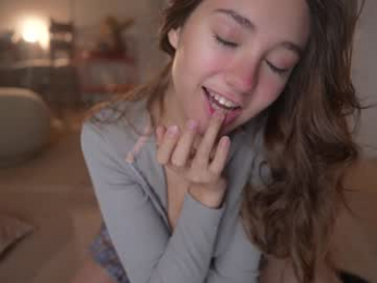 mia_dynasty webcam model stream image
