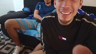Fratstraights webcam model stream image