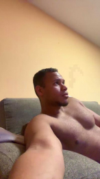 POTRO_latino2 webcam model stream image