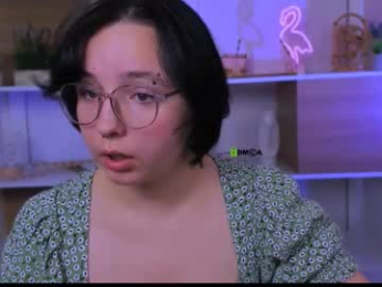 kari_pirs webcam model stream image