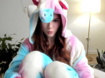 StacyLuxxe webcam model stream image