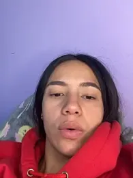 Marianahb-e webcam stripchat model stream image