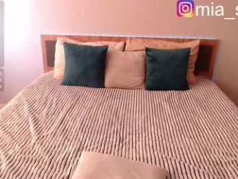 mia_stephan webcam model stream image
