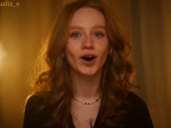 sexualiz_e webcam model stream image