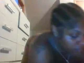 yazzdinero webcam model stream image