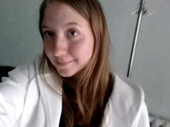 POTATO-GIRL webcam model stream image