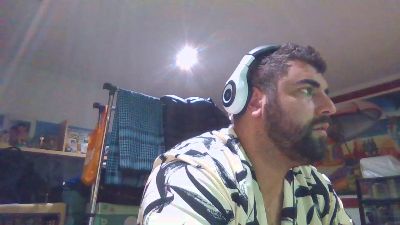 realKong webcam model stream image