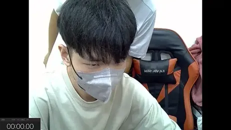 zhu000000 webcam model stream image