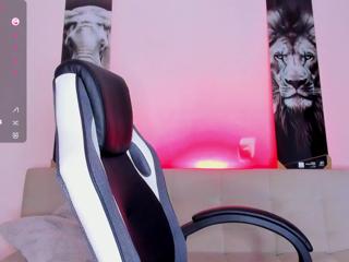 Lucas Wattsons webcam model stream image
