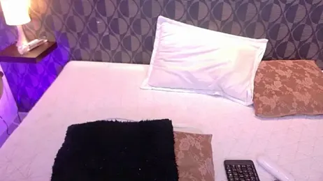 SharomRoss webcam model stream image